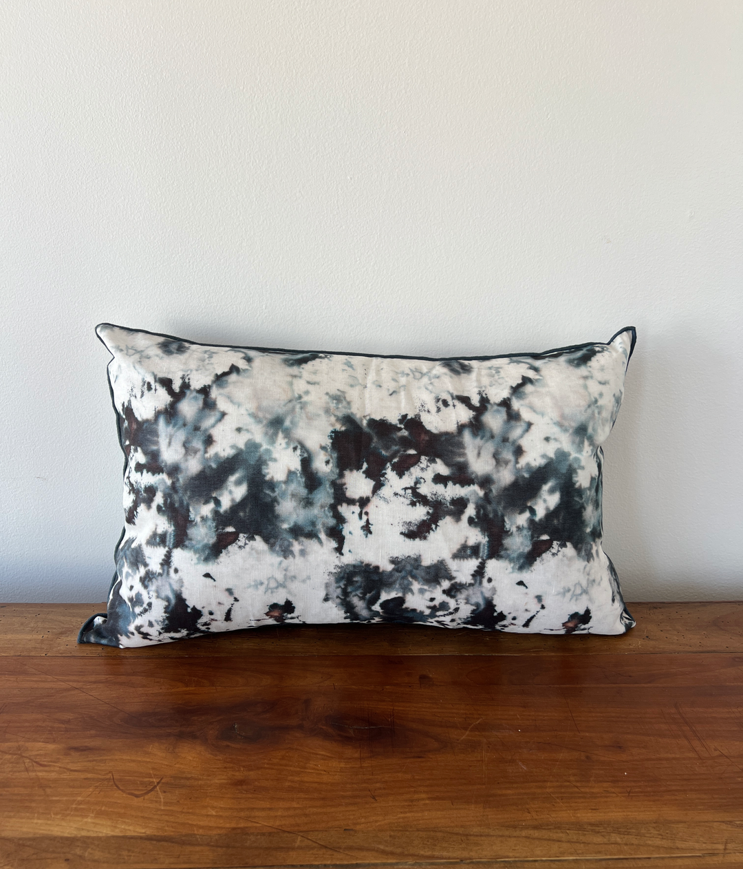 Marble Design Lumbar Pillow - Grey