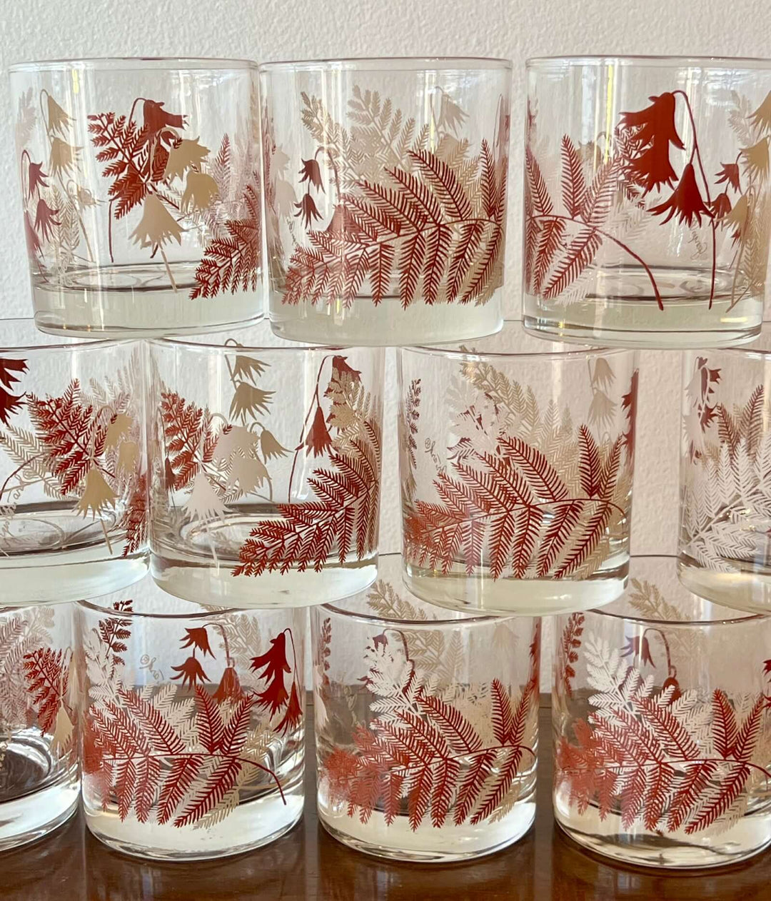 Set of Georges Briard glass tumblers with fern designs  in blush tones